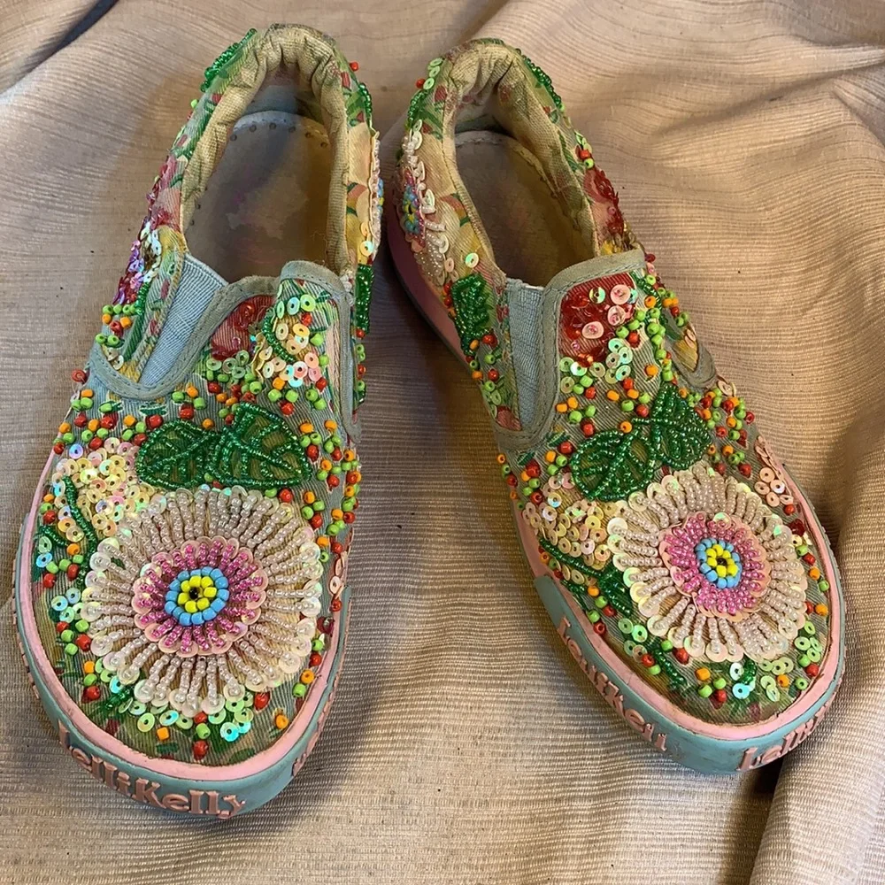 Lli Kelly richly embroidered loafers preloved